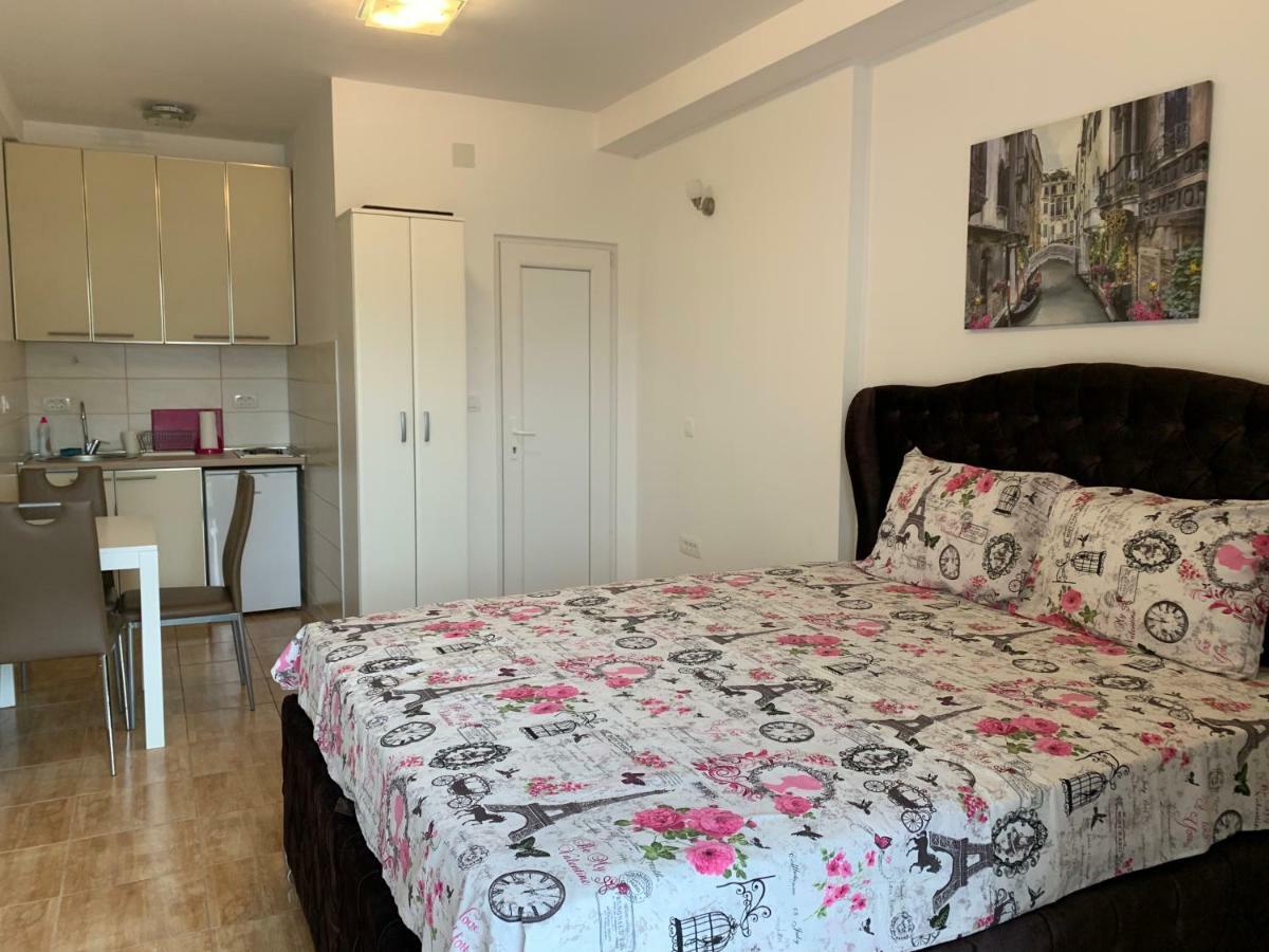 Studio * Budva